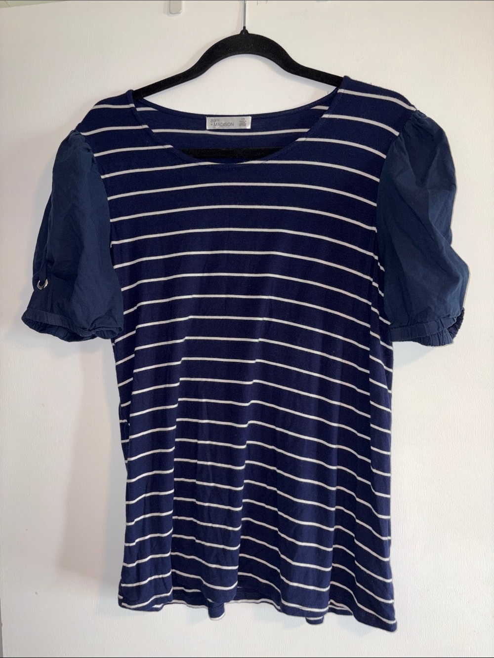 89th & Madison Navy and White Striped Puff Sleeve Tee